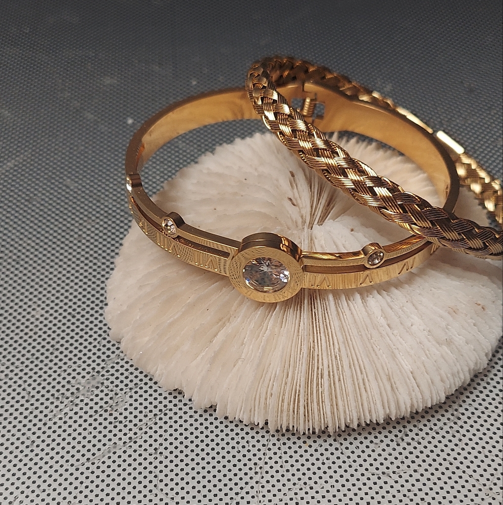 Gold trendy casual fashion duo numeral bracelet set